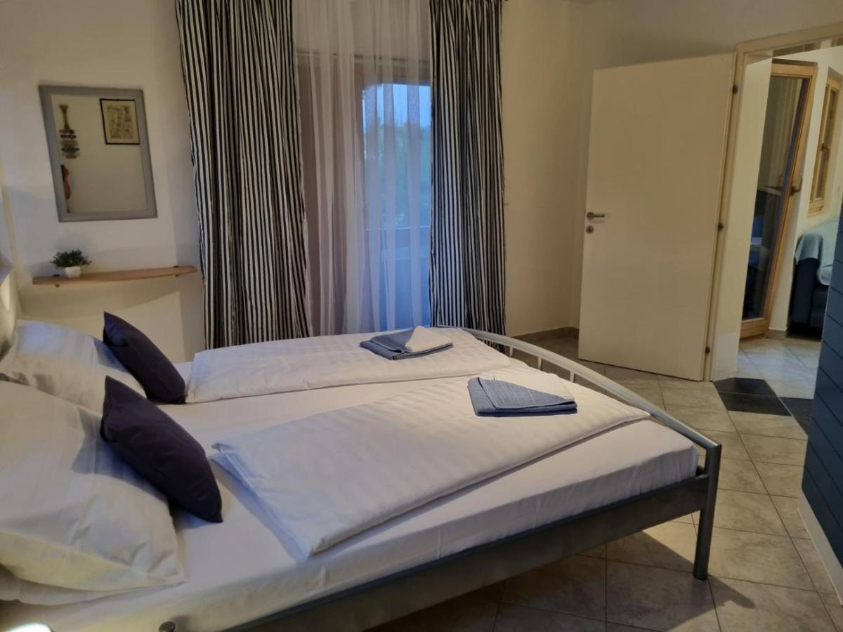 Apartments Casia Baska  Ngoại thất bức ảnh