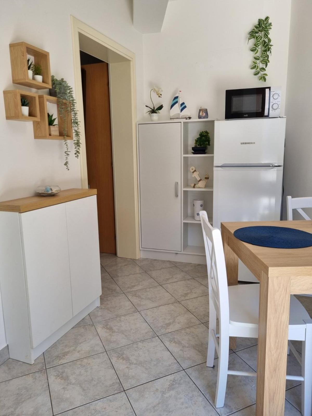 Apartments Casia Baska  Ngoại thất bức ảnh